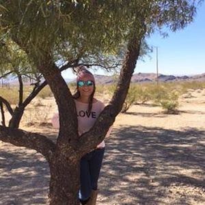 Meet your Posher, Laura